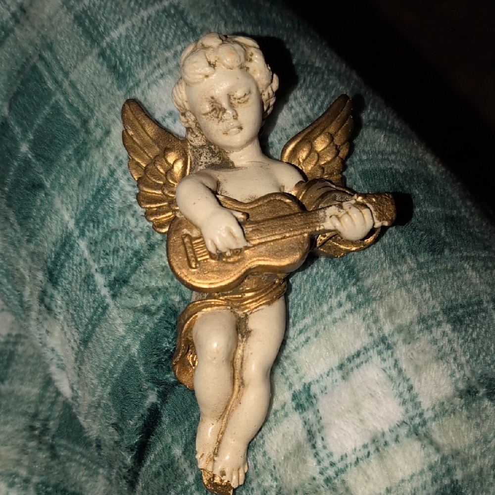 Wall Cherub with Guitar